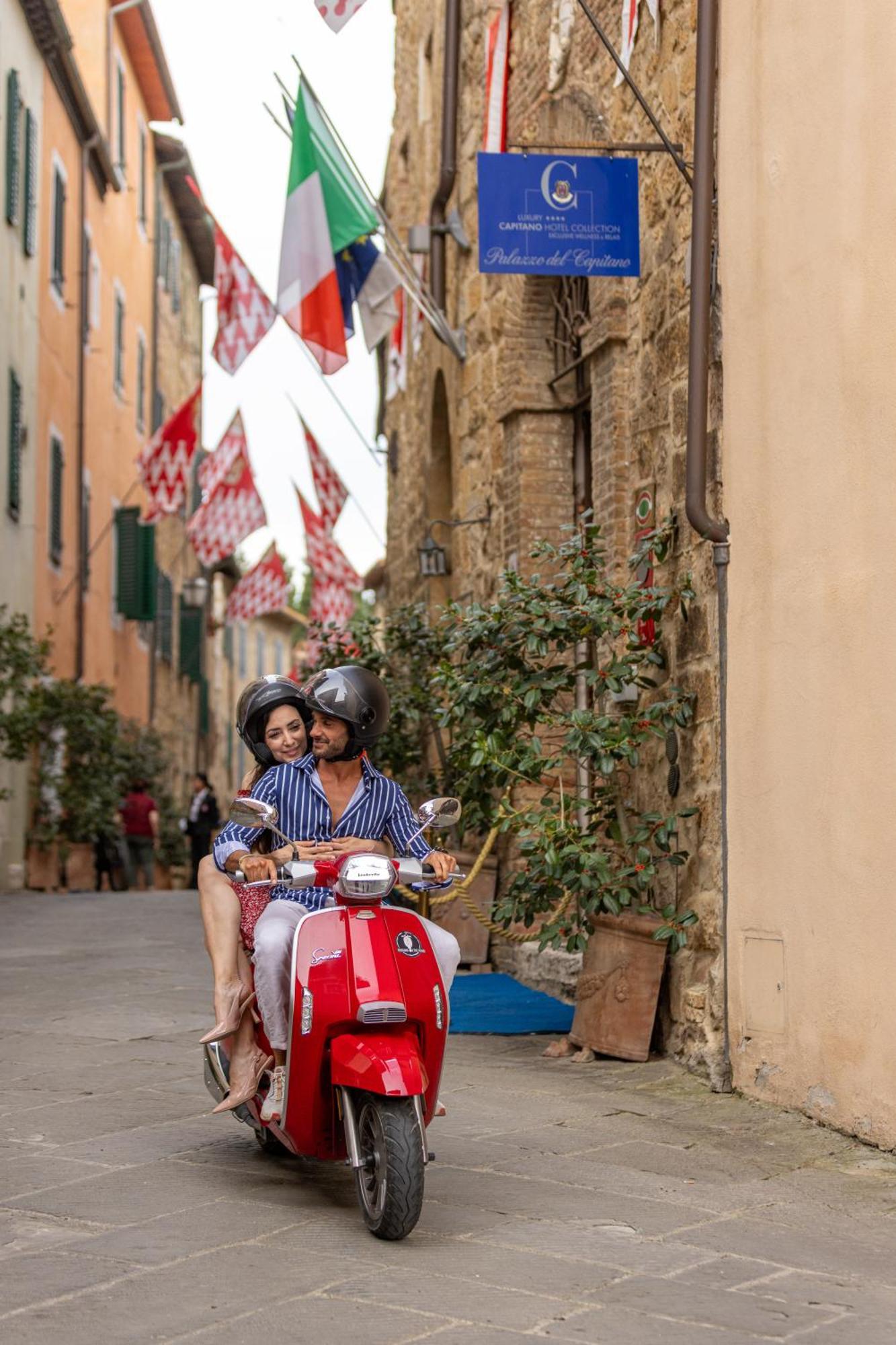 Palazzo Del Capitano Wellness & Relais - Luxury Borgo Capitano Collection Hotel San Quirico d'Orcia Exterior photo